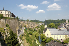 Luxemburg stad Groothertogdom Luxembourg kasteel castle chateau vianden bezienswaardigheden kazematten casemates du bock hotel b&b bed and breakfast
